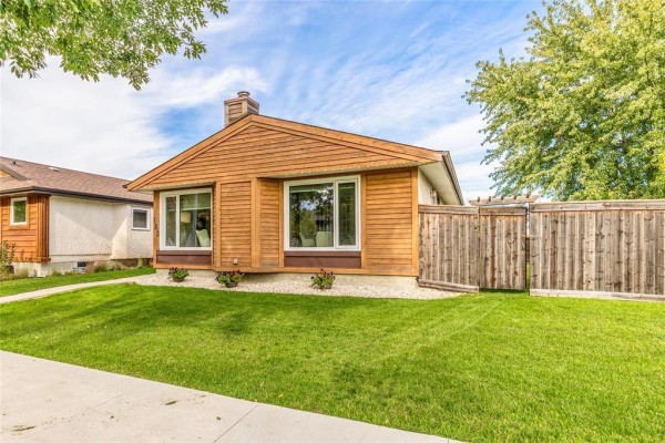 182 John Forsyth Road, Winnipeg