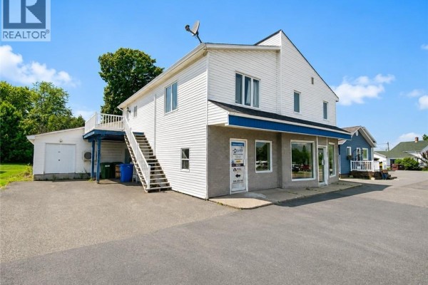 182 Portage Street, Grand Falls, NB E3Z2Y9 Photo 2