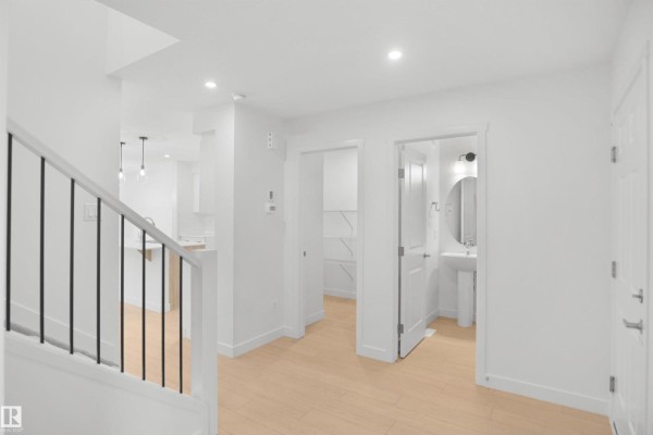 Primary Bedroom - 1820 188 St Nw, Edmonton, AB T6M3N7 Photo 4