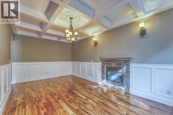 1820 Camelback Court, Coquitlam, BC V3E3K4 Photo 4
