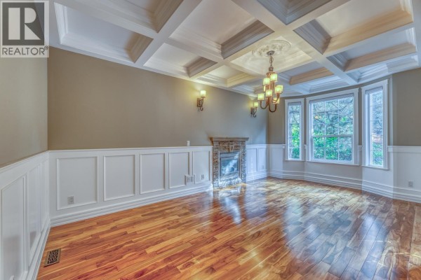 1820 Camelback Court, Coquitlam, BC V3E3K4 Photo 5