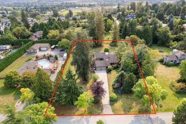 18208 21a Avenue, Surrey, BC V3Z9W2 Photo 3