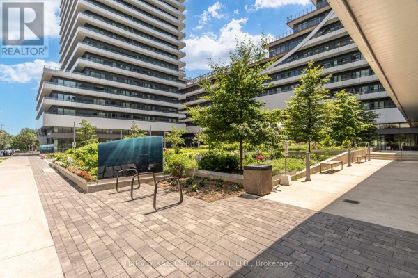 1822 - 30 Shore Breeze Drive, Toronto, ON M8V0J1 Photo 5