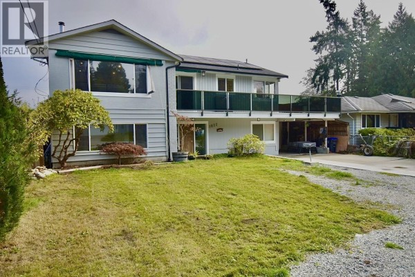 1822 Hall Road, Sechelt, BC V7Z0A9 Photo 3