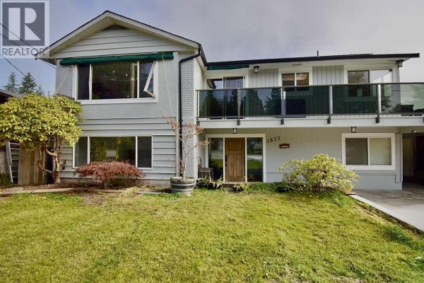 1822 Hall Road, Sechelt, BC V7Z0A9 Photo 4