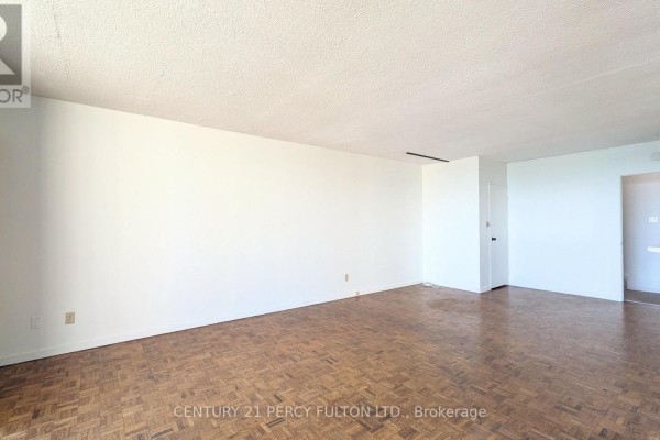 Bedroom - 1823 - 33 Harbour Square, Toronto, ON M5J2Z6 Photo 4