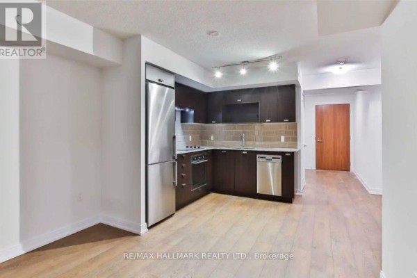 Living room - 1825 - 275 Village Green Square, Toronto, ON M1S0L7 Photo 2