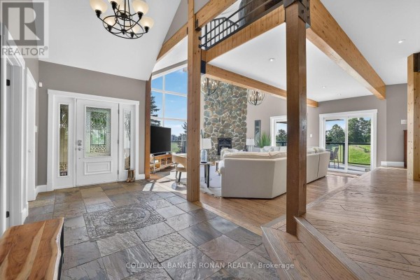 Dining room - 18250 Duffy's Lane, Caledon, ON L7E3C4 Photo 5