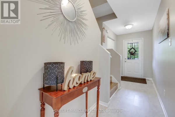 Dining room - 1827 Bloom Crescent, London North, ON N5X4N2 Photo 3