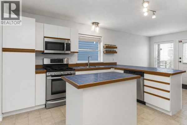 1827 Mamquam Road, Squamish, BC V0N1T0 Photo 4