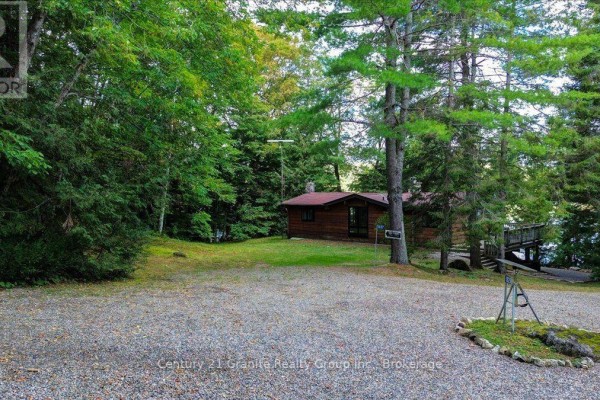 1827 Mcgillvray Road, Highlands East, ON, photo 2