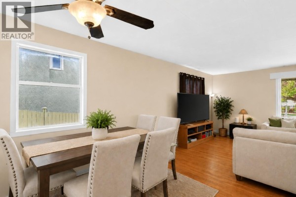1829 Abbott Street, Kelowna, BC, photo 3