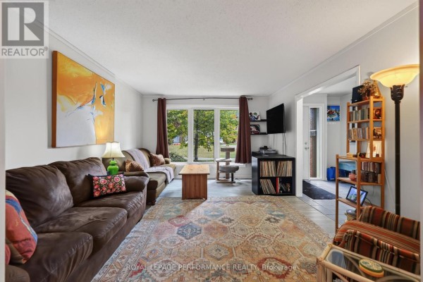 183 - 2111 Montreal Road, Ottawa, ON K1J8M8 Photo 3