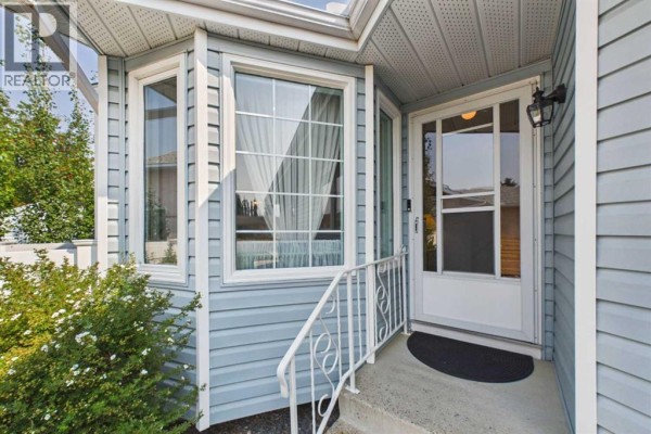 183 Doran Crescent, Red Deer, AB, photo 2