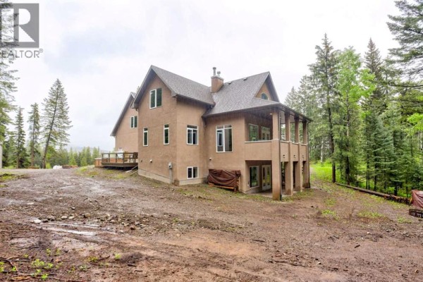Living room - 1830 York Creek Close, Blairmore, AB T0K0E0 Photo 3