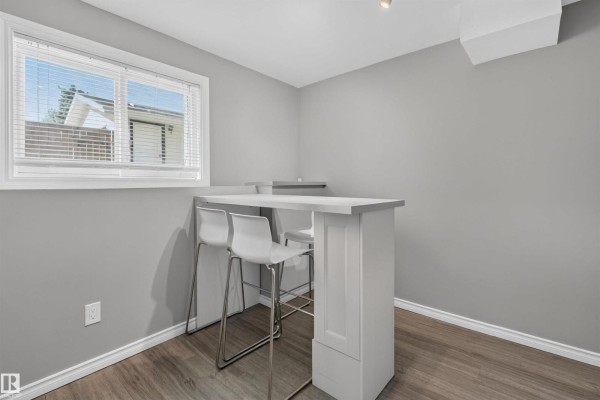 Bedroom 2 - 18303 76 Av Nw, Edmonton, AB T5T2L5 Photo 5