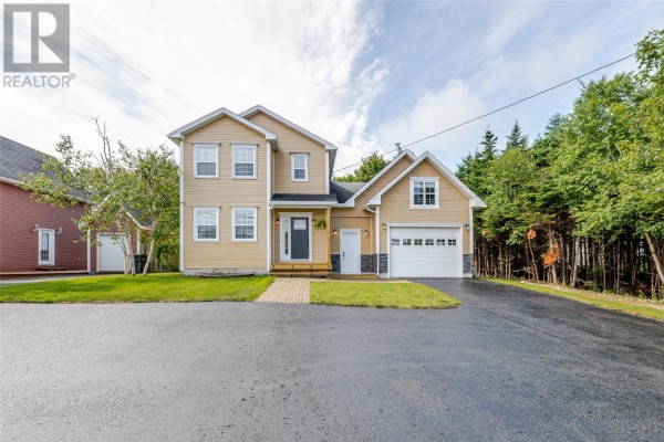 Porch - 1833 Topsail Road, Paradise, NL A1L1Y8 Photo 2