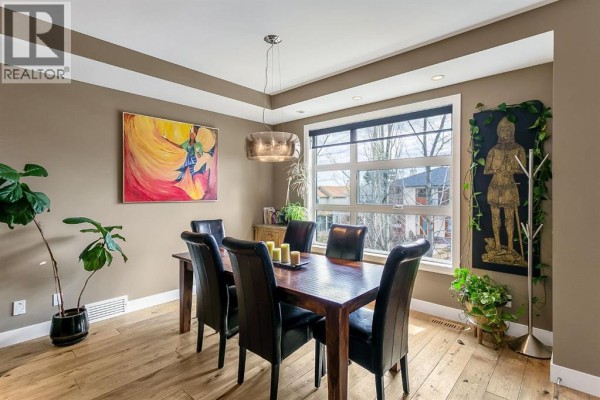 2pc Bathroom - 1834 30 Avenue Sw, Calgary, AB T2T1P7 Photo 5