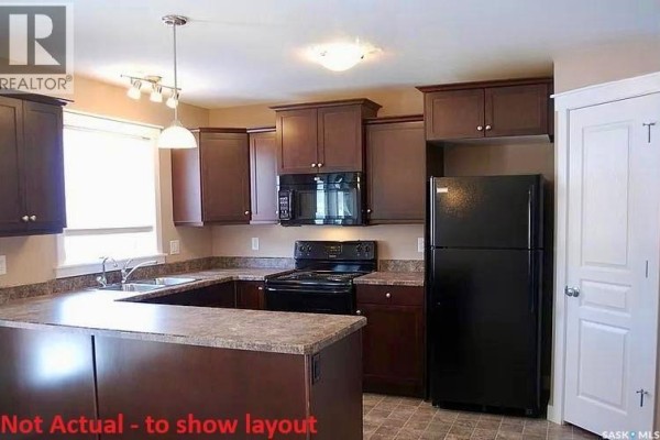 Kitchen - 1836 York Street, Regina, SK S4T4R2 Photo 3