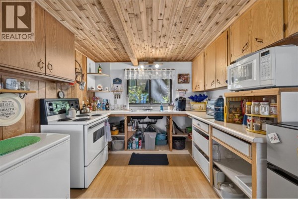 Great room - 1837 Archibald Road Unit# 110, Blind Bay, BC V0E1H1 Photo 5