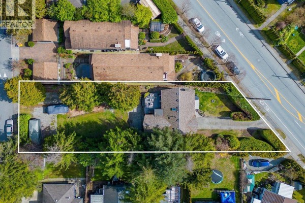 1837 Larson Road, North Vancouver, BC V7M2Z7 Photo 2