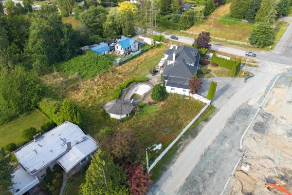 18377 74 Avenue, Surrey, BC V4N6C1 Photo 5
