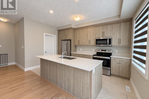 184 - 177 Edgevalley Road, London East, ON N5V0C5 Photo 4