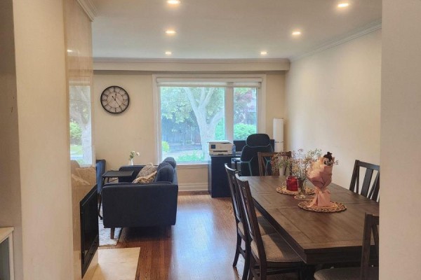 Dining room - 184 Burbank Drive, Toronto, ON M2K1P4 Photo 2