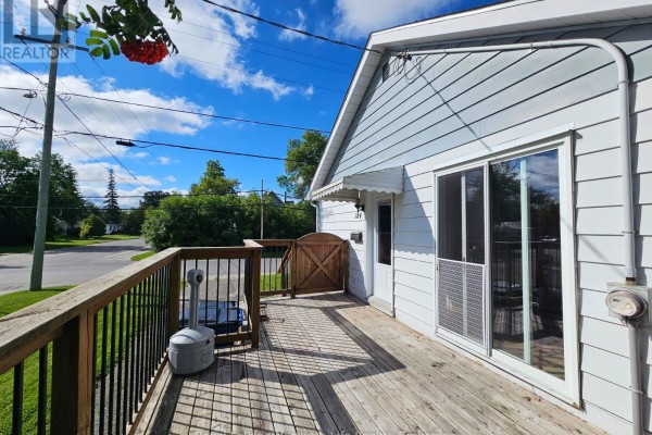 Primary Bedroom - 184 May Street, Temiskaming Shores, ON P0J1P0 Photo 5