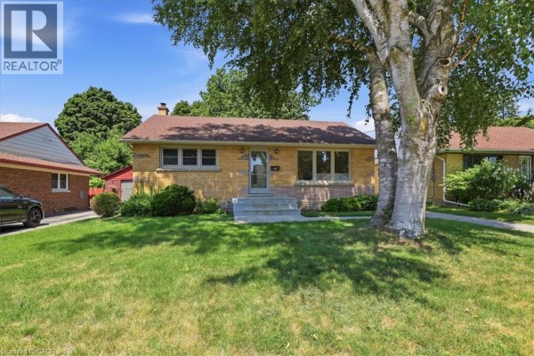 184 Murdock Avenue, Waterloo, ON, photo 2