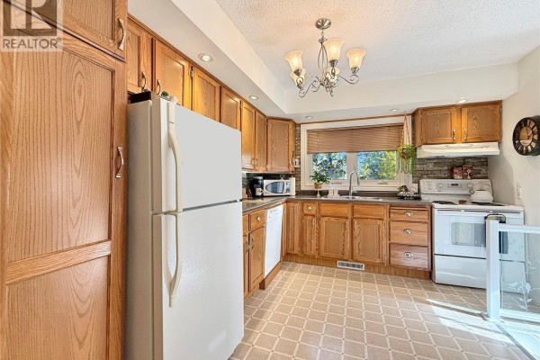 Bedroom - 1841 102nd Street, North Battleford, SK S9A1H4 Photo 4