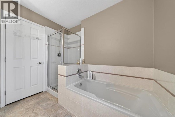 1841 Walnut Crescent, Coquitlam, BC V3J7S9 Photo 3