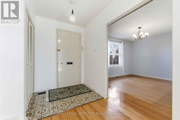 1842 Playfair Drive, Ottawa, ON, photo 2