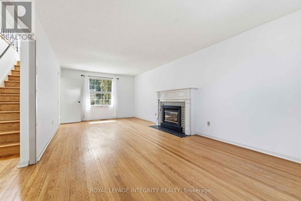 1842 Playfair Drive, Ottawa, ON K1H5S1 Photo 4
