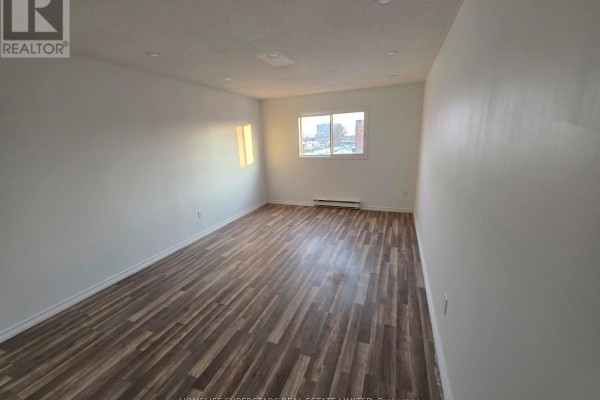 Residential Commercial Mix for rent at 1843 Davenport Road, Toronto, ON - MLS® VorDgP