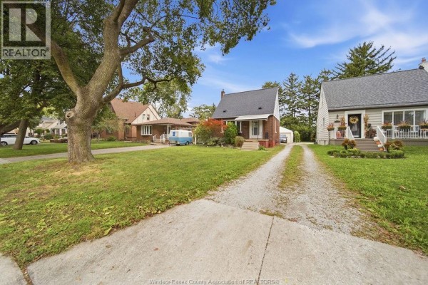 1844 Durham Place, Windsor, ON, photo 2