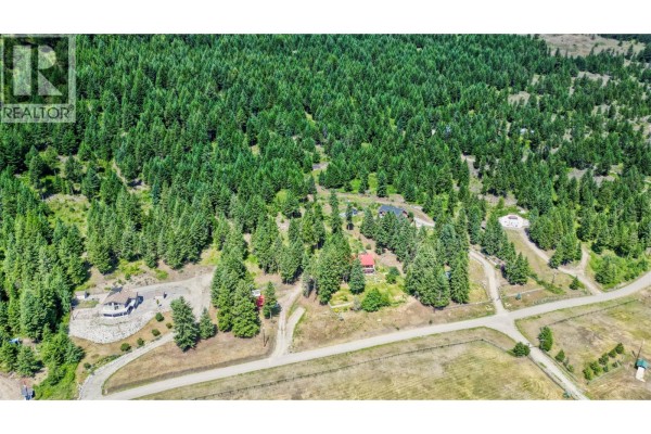 Hobby room - 1845 Hulme Creek Road, Rock Creek, BC V0H1Y0 Photo 4