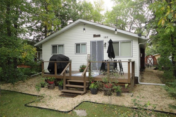 185 6th Street, Gimli