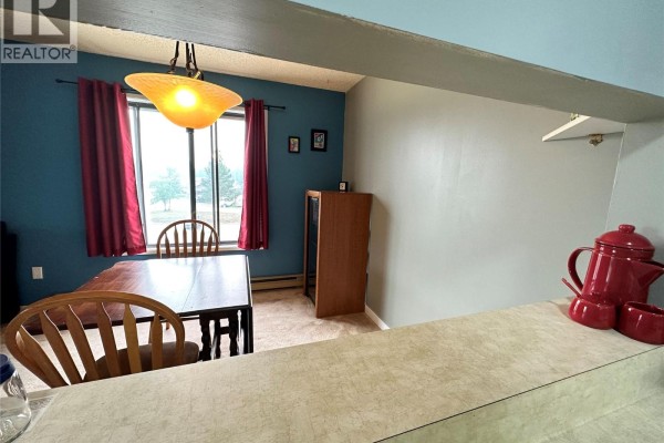 Primary Bedroom - 185 Chamberlain Crescent Unit# 302, Tumbler Ridge, BC V0C2W0 Photo 3