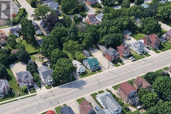 185 Dunlop Street W, Barrie, ON L4N1B4 Photo 4