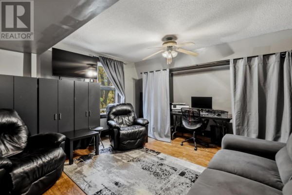 Foyer - 185 Elgin St, Sault Ste  Marie, ON P6A2Y9 Photo 4