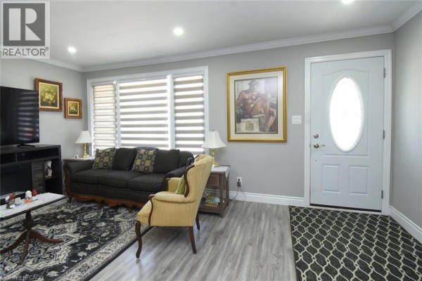 Bedroom - 185 Rosslyn Avenue N, Hamilton, ON L8L7P8 Photo 4