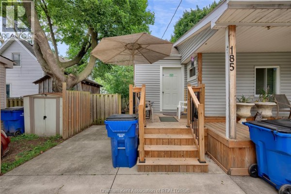 185 Thames Street, Chatham, ON N7L2Z3 Photo 2