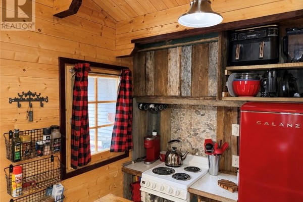 Living room - 1850 Fire Road 4, Capreol, ON P3P0B7 Photo 5