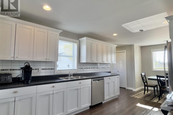Laundry room - 1850 Highway 335, Lower West Pubnico, NS B0W2C0 Photo 3