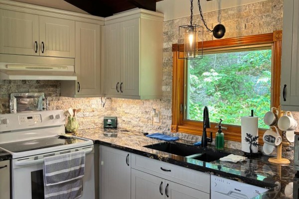 1851 Deep Bay Road, Minden Hills, ON, photo 3