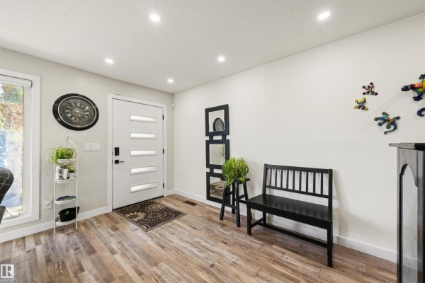 18512 90 Av Nw, Edmonton, AB, photo 3
