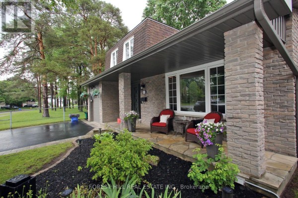 1852 Bowler Drive, Pickering, ON, photo 2