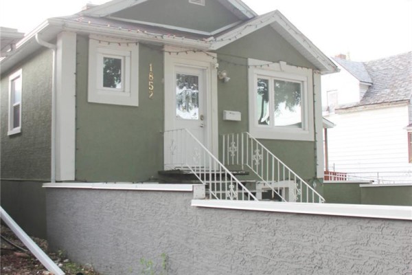 Kitchen - 1852 Quebec Street, Regina, SK S4P1J6 Photo 3