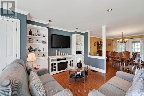 Cold room - 18523 Kenyon Conc Rd 1 Road, North Glengarry, ON K0C1B0 Photo 4